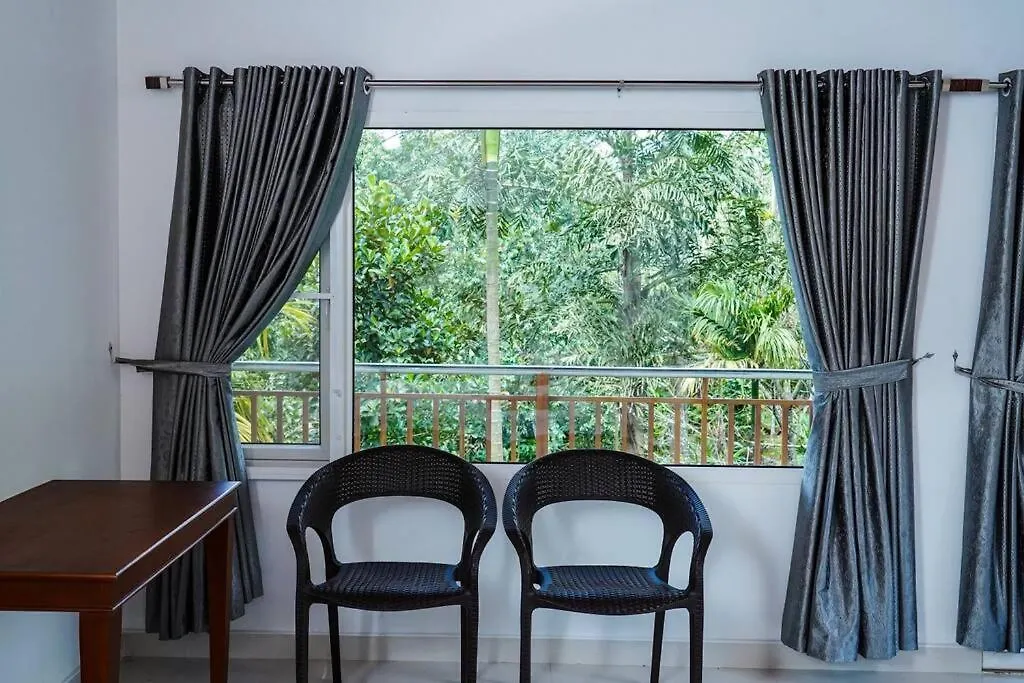 4 Bedroom Heaven In Munnar